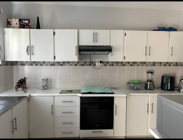 3 BEDROOM COMPLEX FOR SALE IN FAIRVIEW